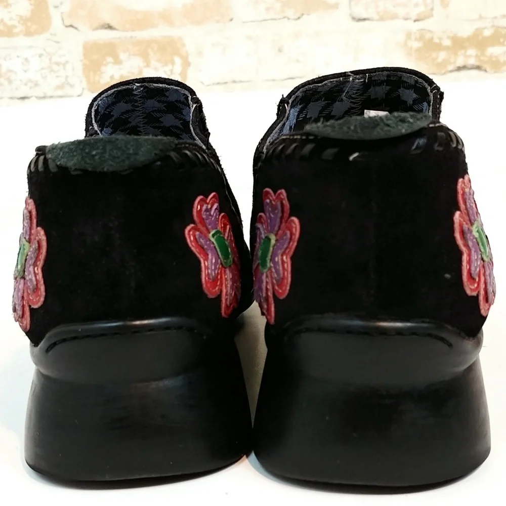 Indigo by Clarks Black Suede Shoes - Picture 4 of 6